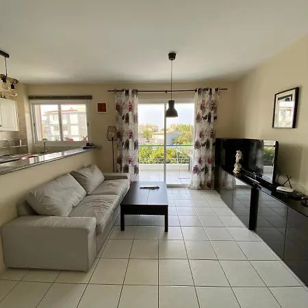 Apartment Universal By #paphos4u *